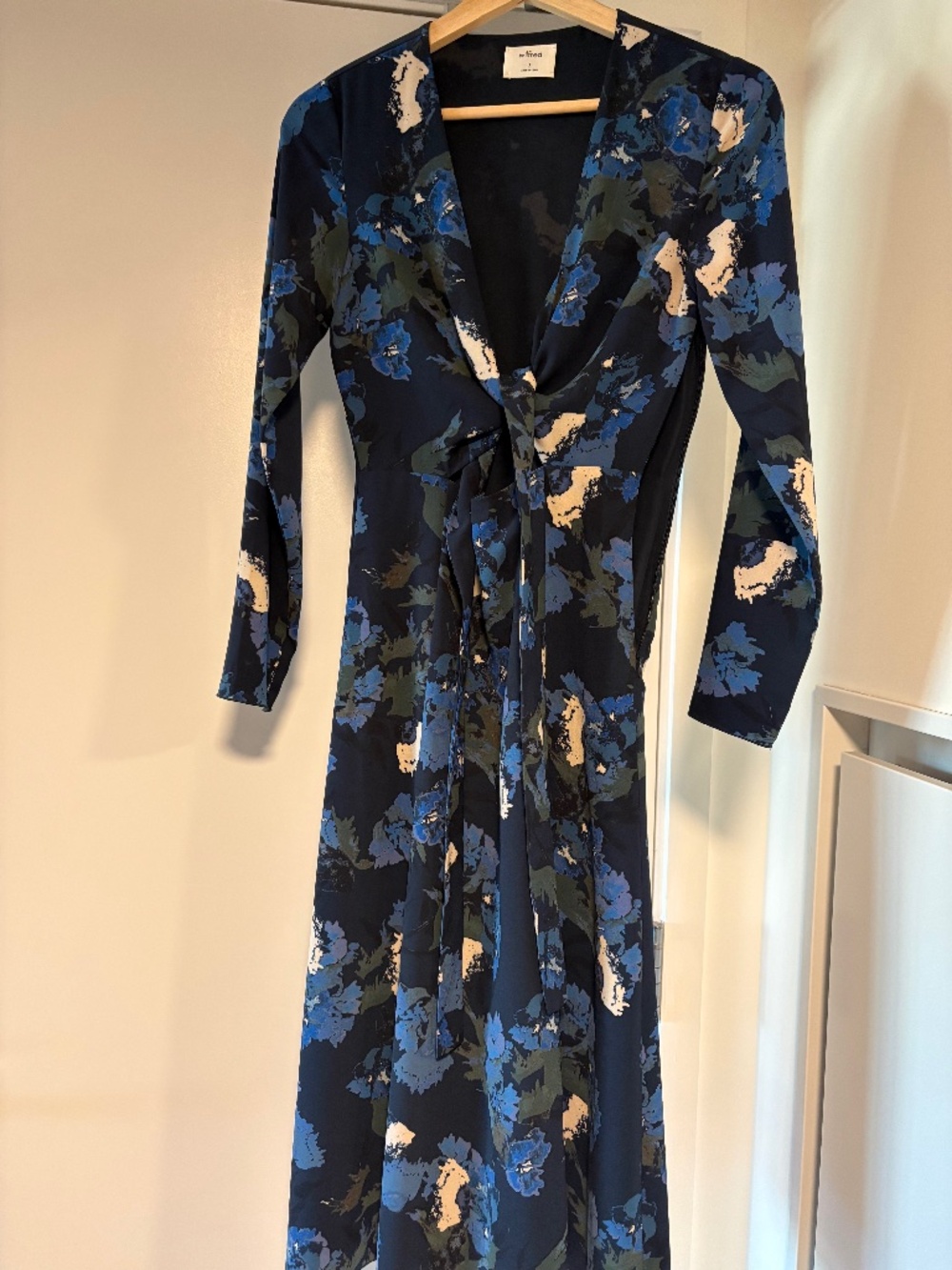 Wilfred Aritzia Floral Wrap Dress
